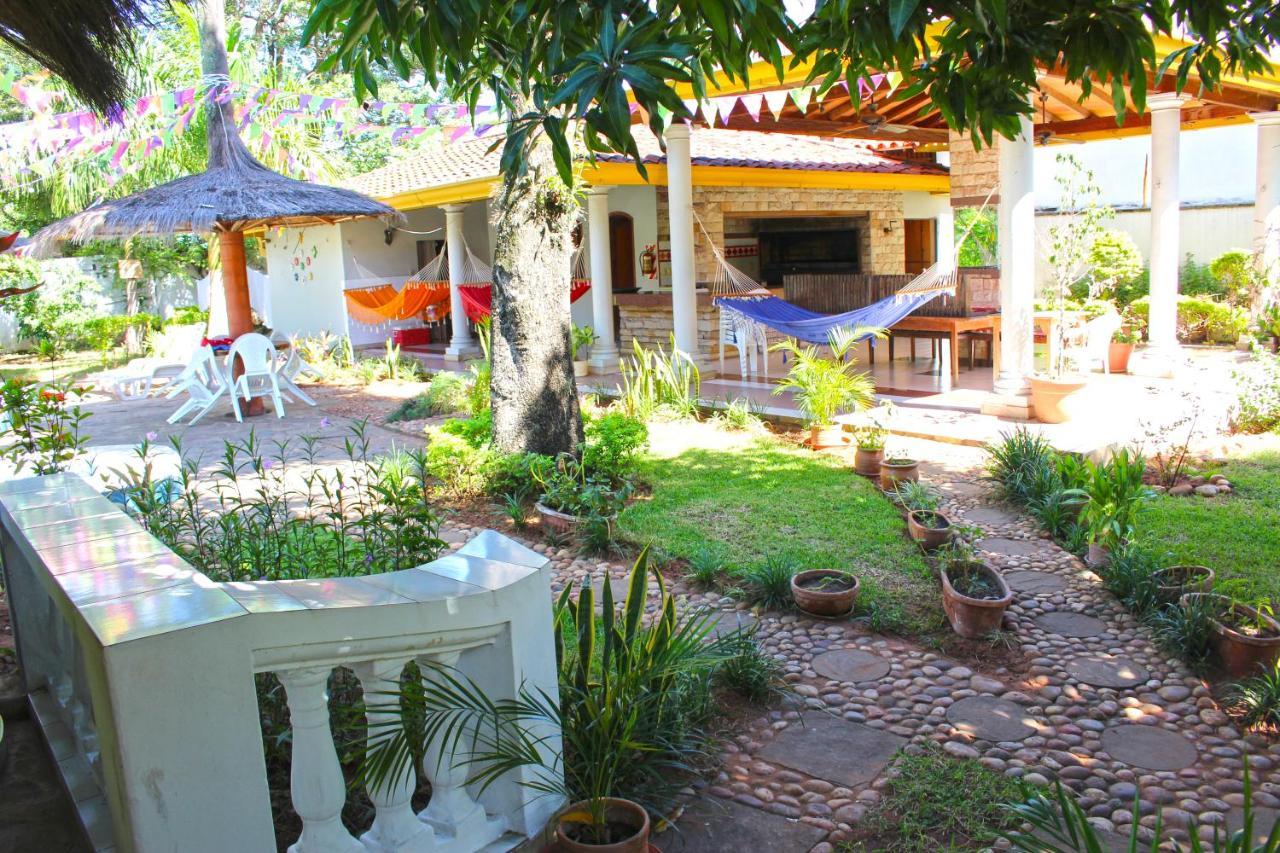 Ross Char Hotel Asuncion Exterior foto