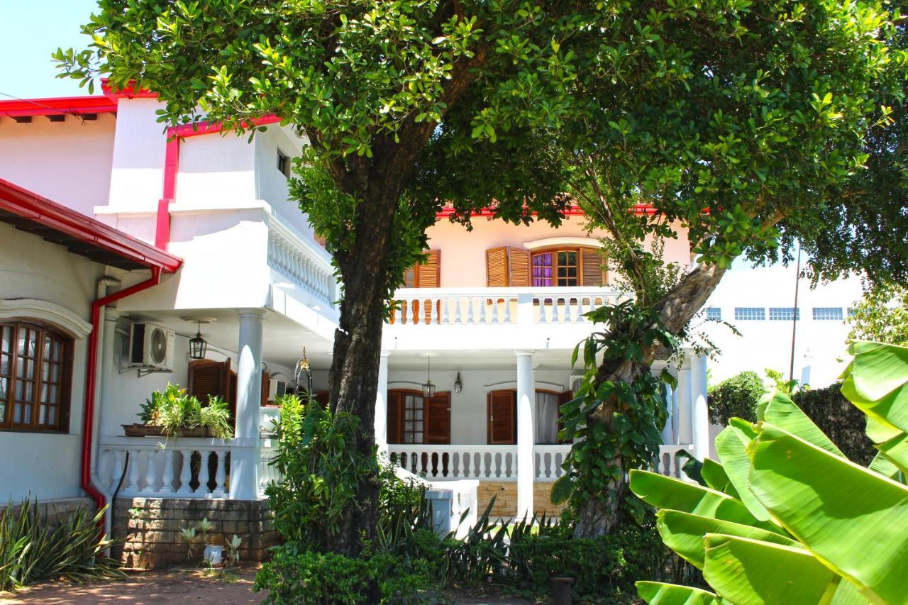 Ross Char Hotel Asuncion Exterior foto