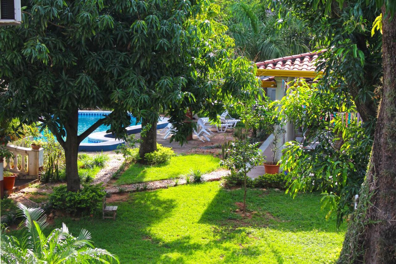 Ross Char Hotel Asuncion Exterior foto