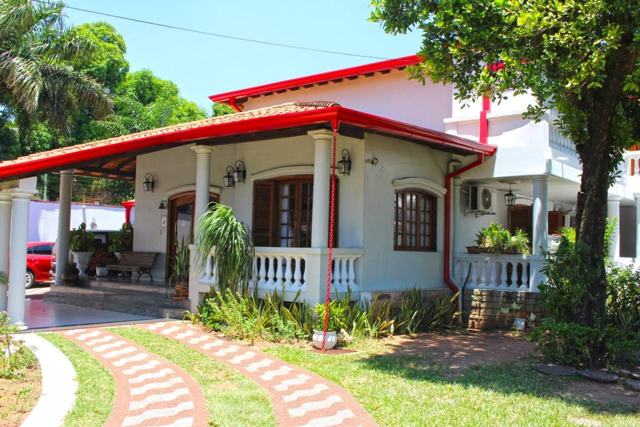 Ross Char Hotel Asuncion Exterior foto
